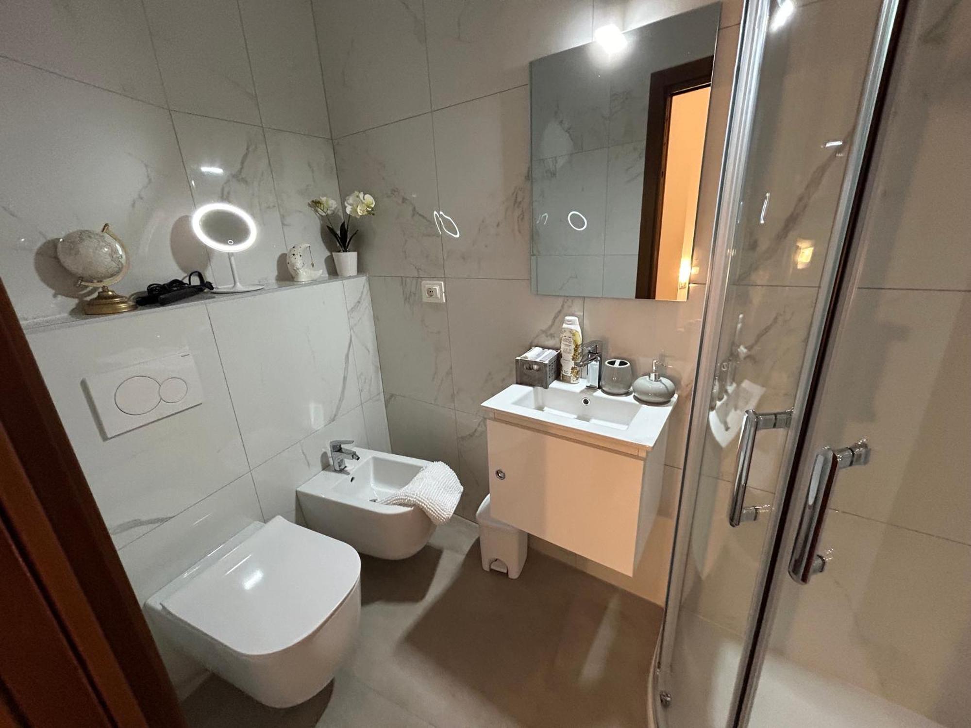 Valverde Apartment And Rooms Verona Bagian luar foto