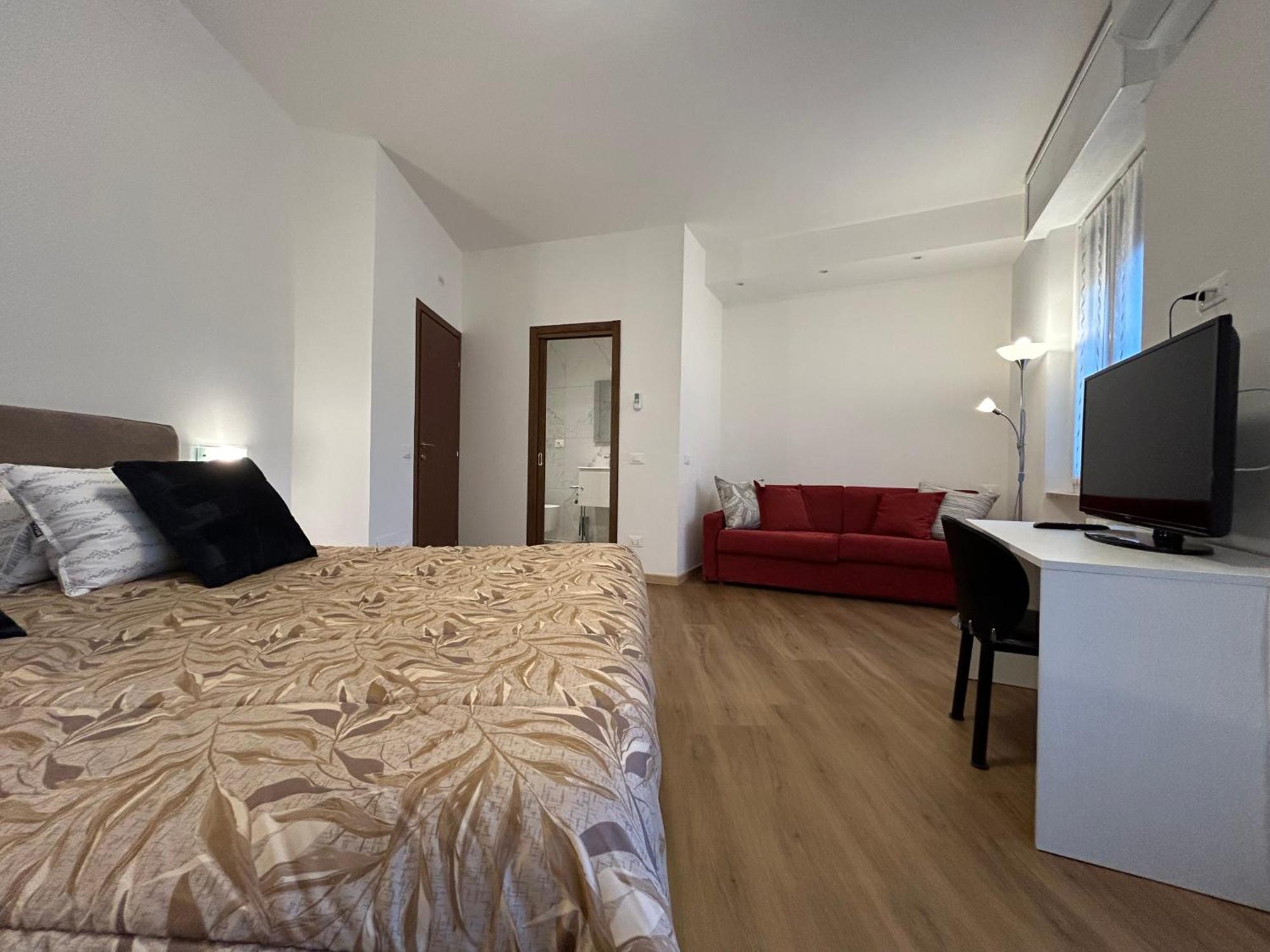 Valverde Apartment And Rooms Verona Bagian luar foto