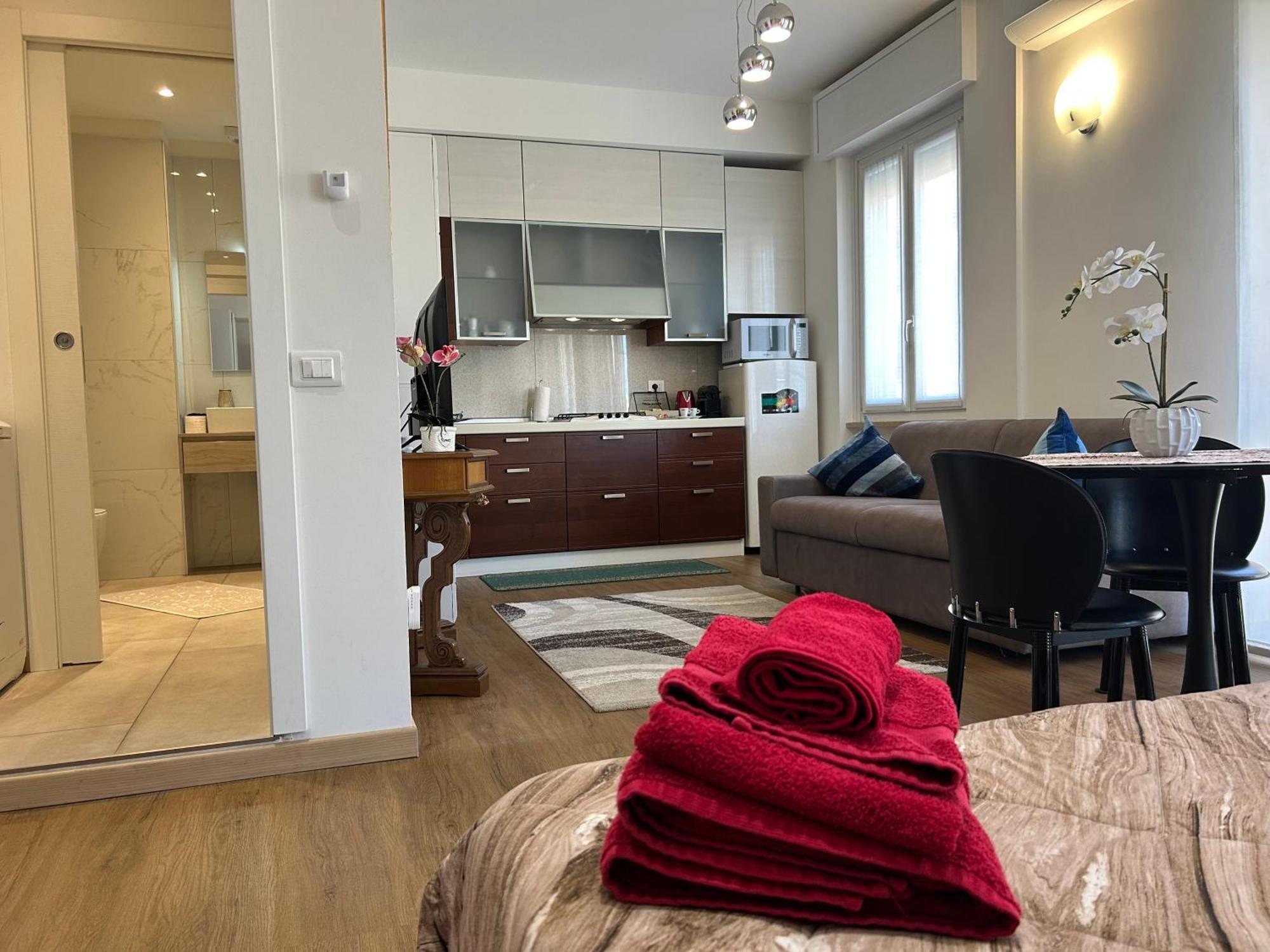 Valverde Apartment And Rooms Verona Bagian luar foto