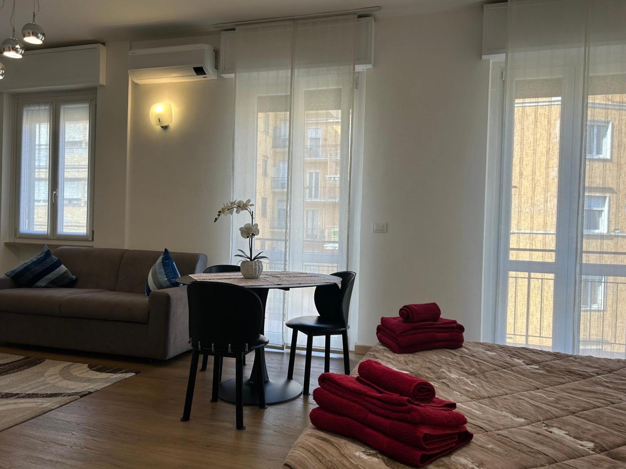Valverde Apartment And Rooms Verona Bagian luar foto