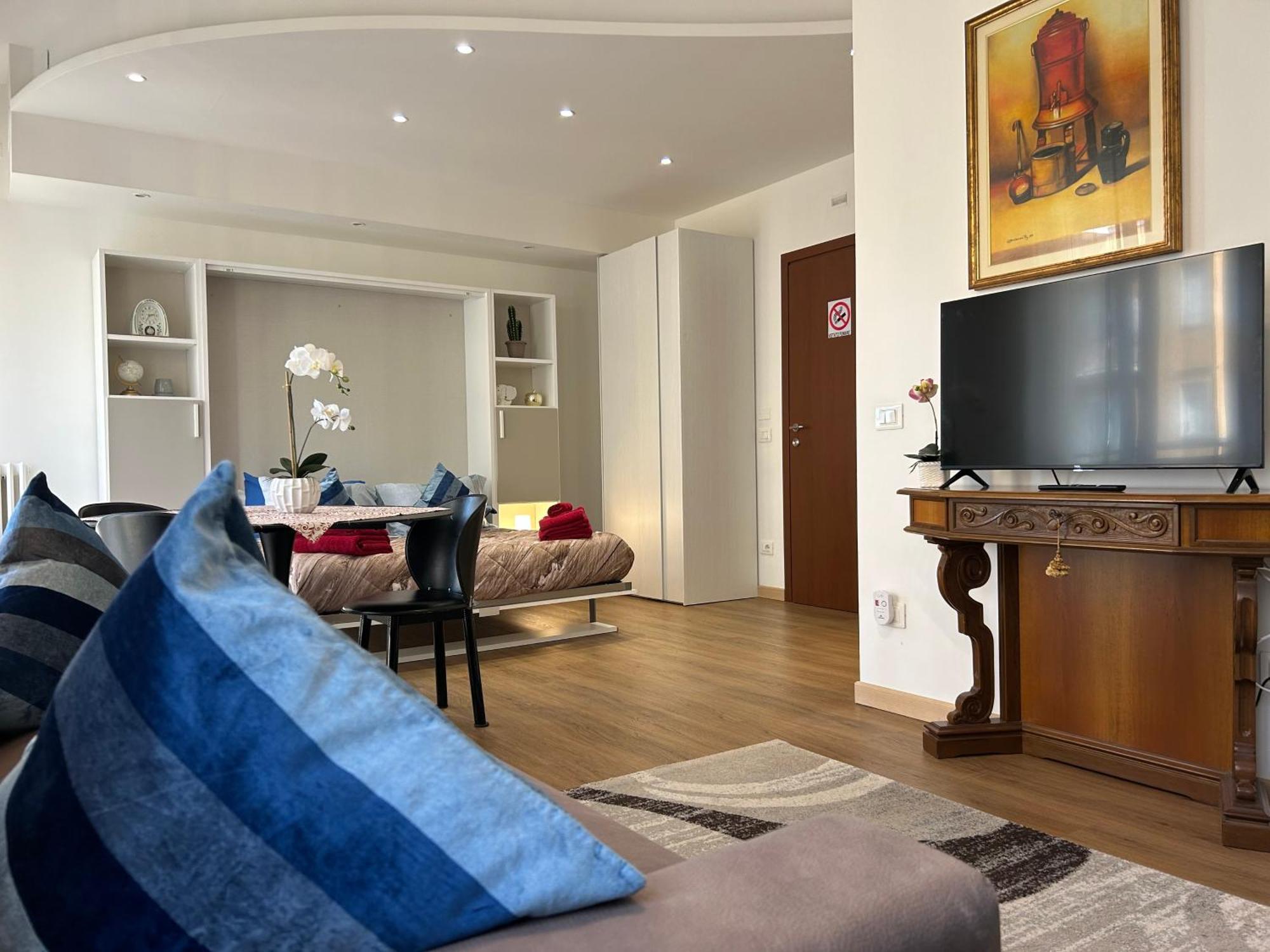 Valverde Apartment And Rooms Verona Bagian luar foto