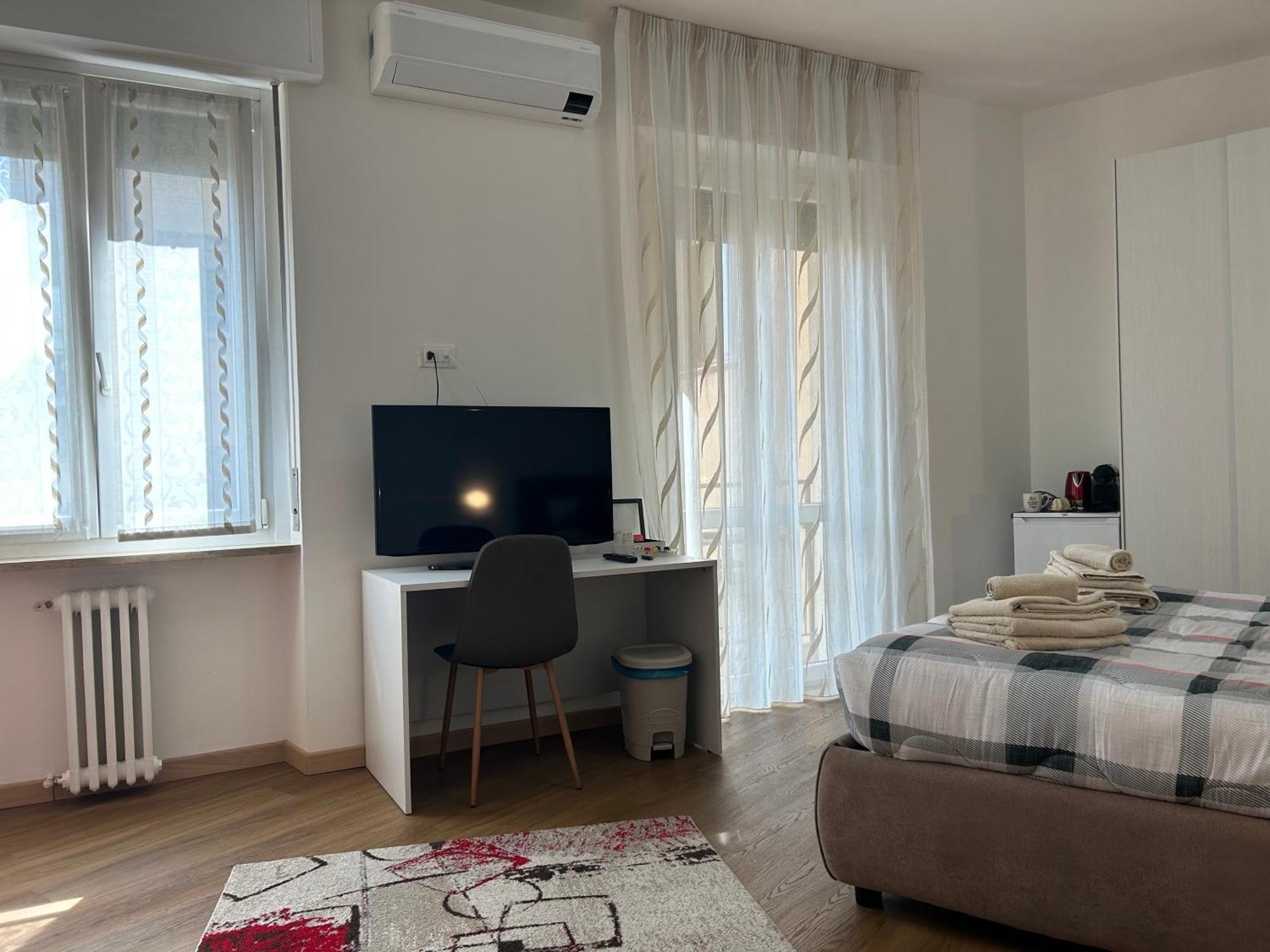 Valverde Apartment And Rooms Verona Bagian luar foto